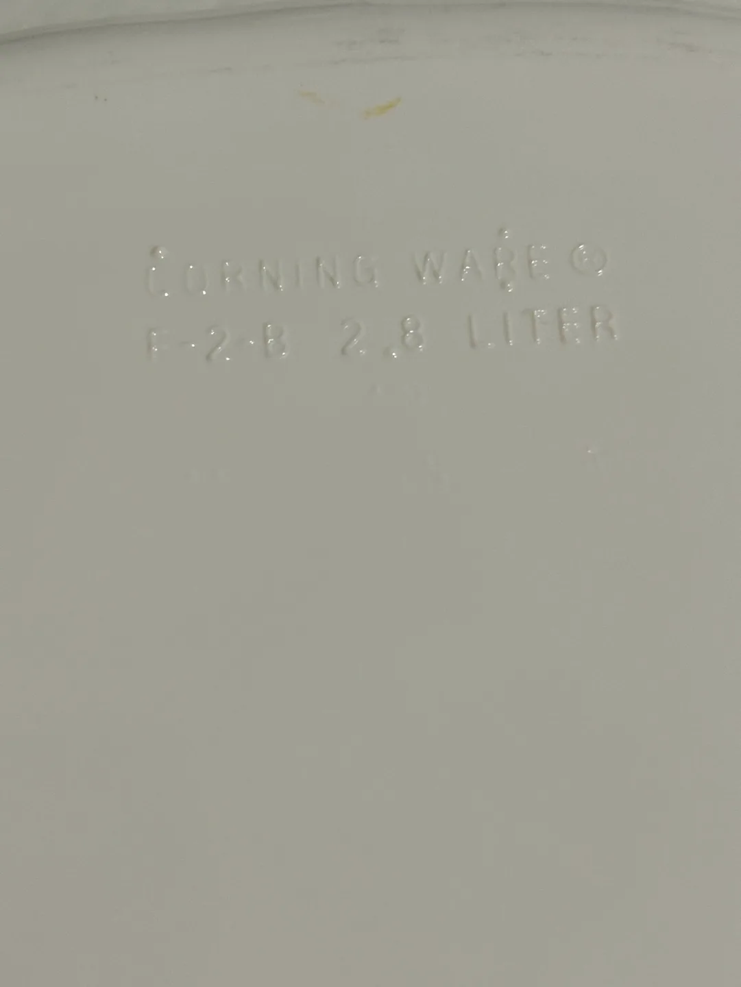 CorningWare 2.8 Liter Oval Casserole Dish with Lid image indicator(5)