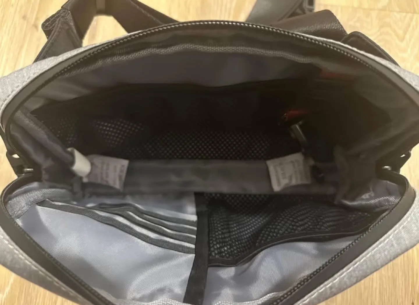 JURNY Grey Waistbag/ Slingbag - Brand New image indicator(4)