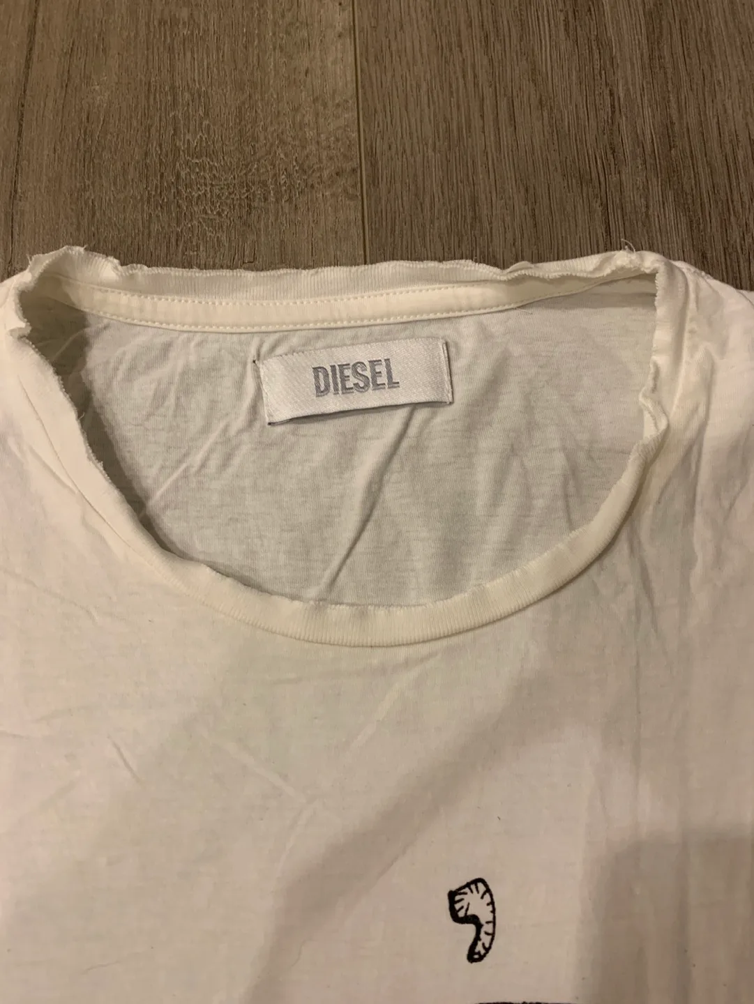 Diesel Women's Graphic T-Shirt Small image indicator(6)