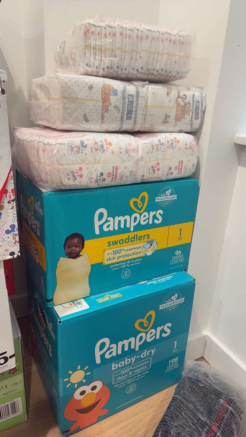 Bulk Pack of Pampers Swaddlers and Baby-Dry Diapers