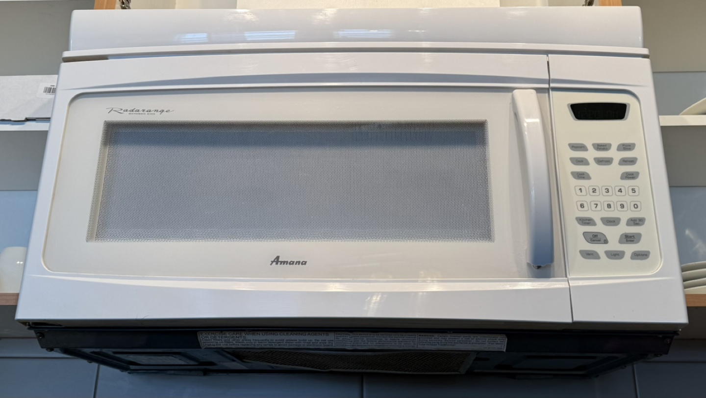 Amana Radarange Over-the-Range Microwave - photo 2