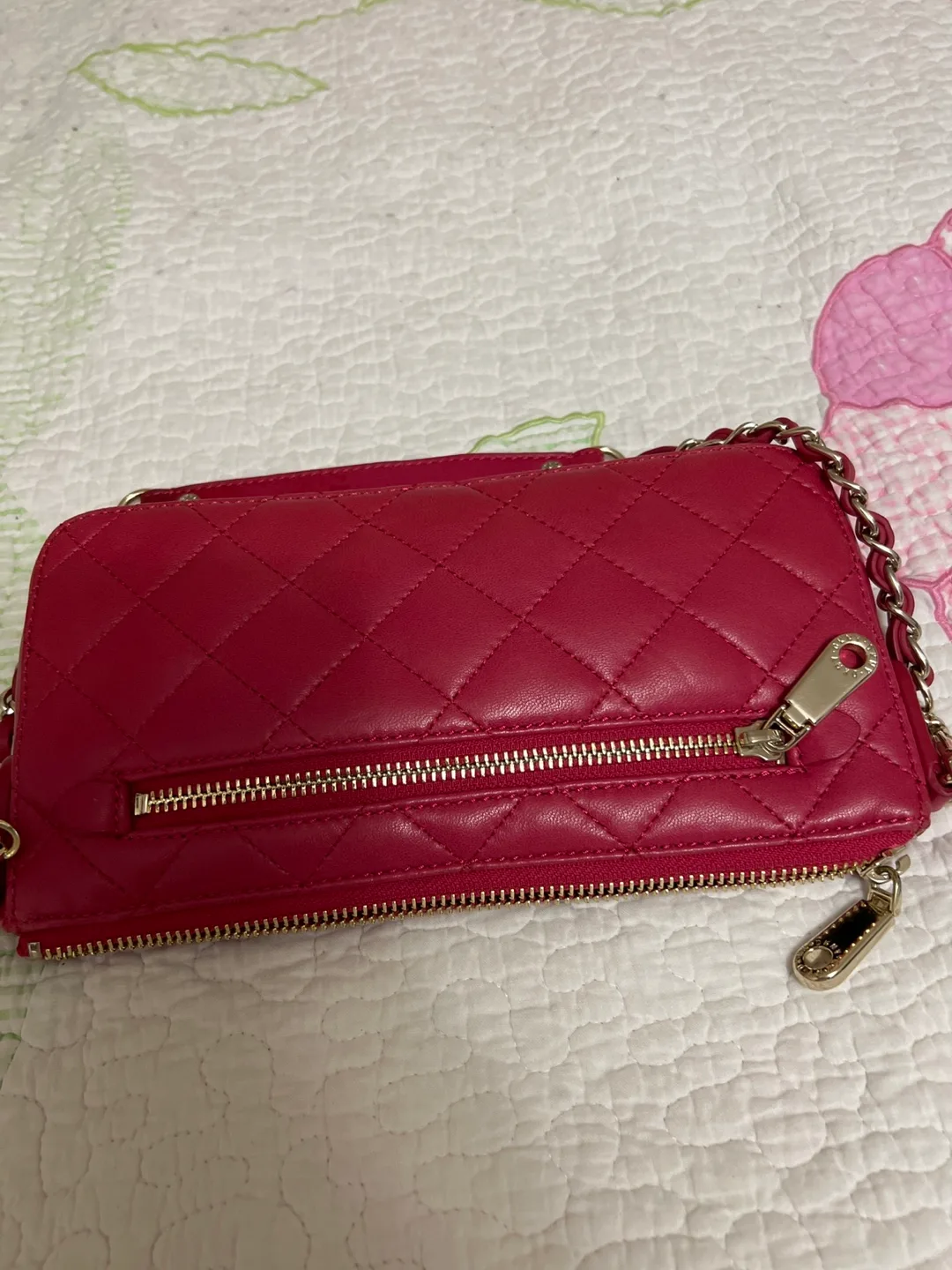 Pink DKNY Quilted Chain Bag image indicator(3)