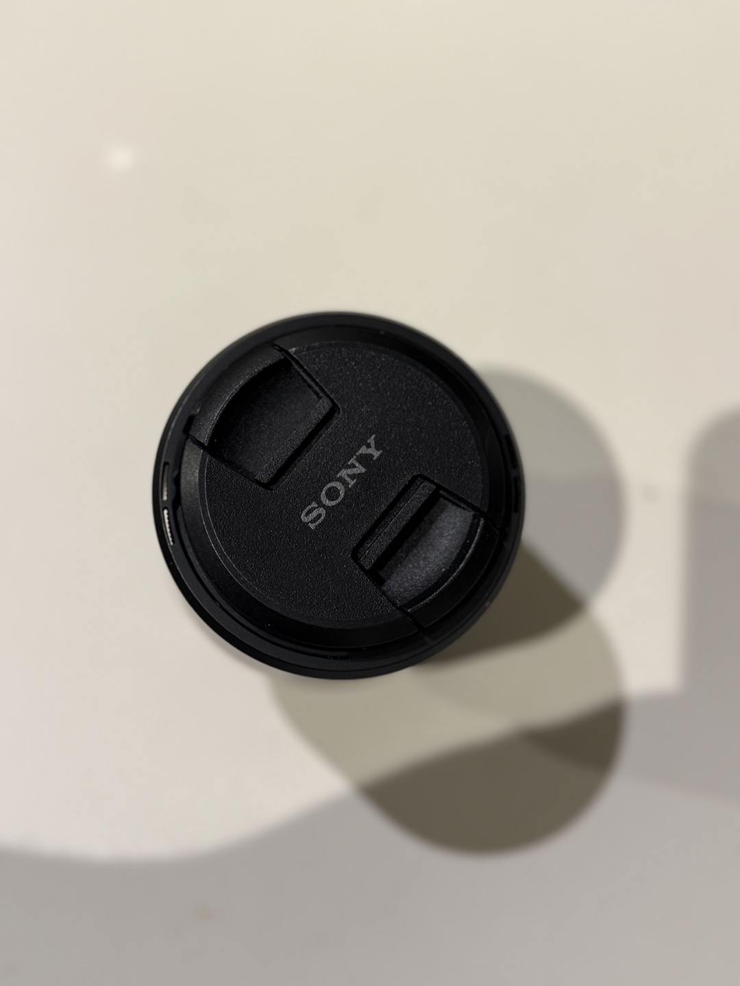 Sony FE 85mm f/1.8 Lens