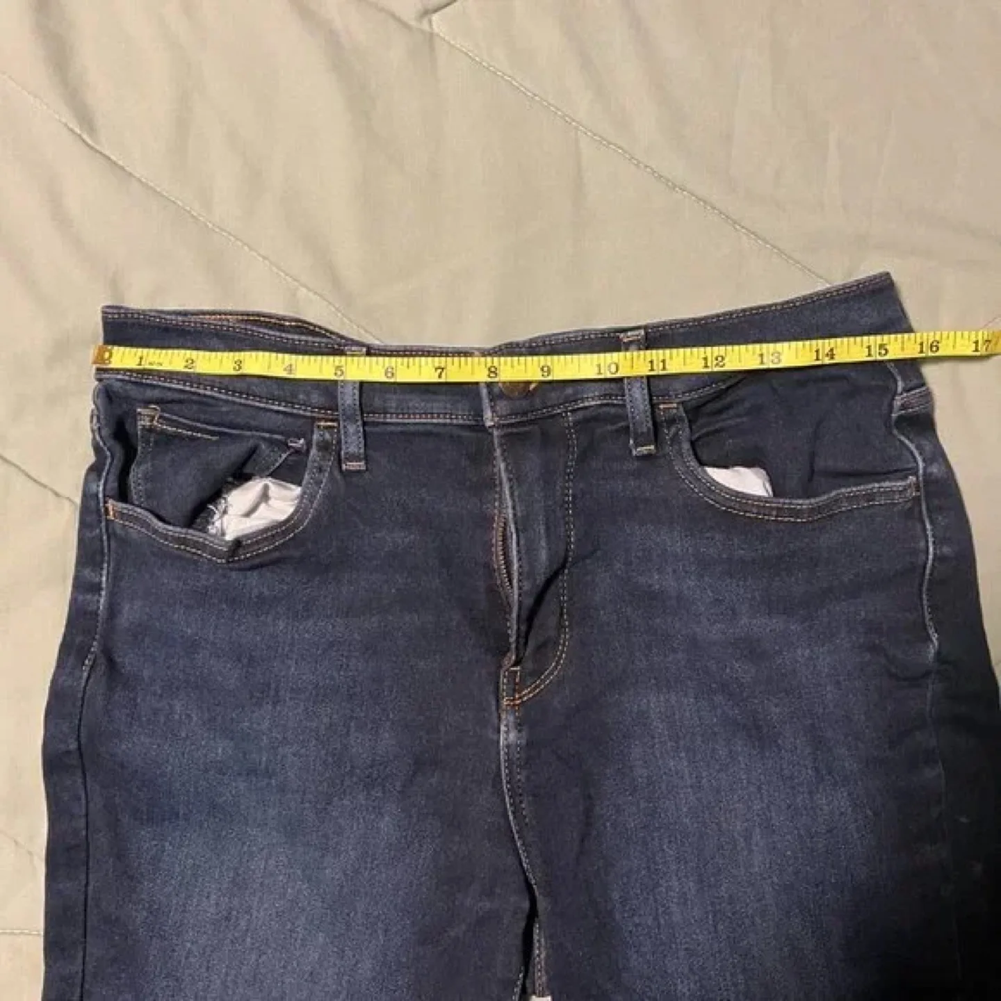 Levi's 720 High Rise Super Skinny Jeans - Size 31 image indicator(4)