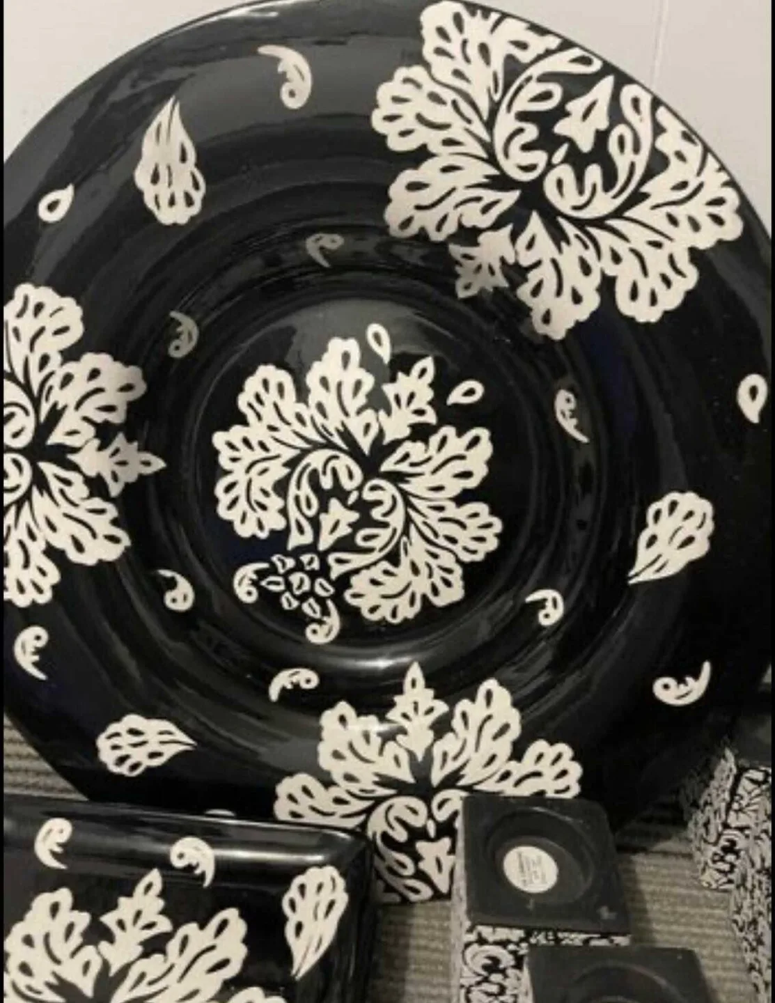 Large serving Bowl & Plates Set with Candle Holders image indicator(4)