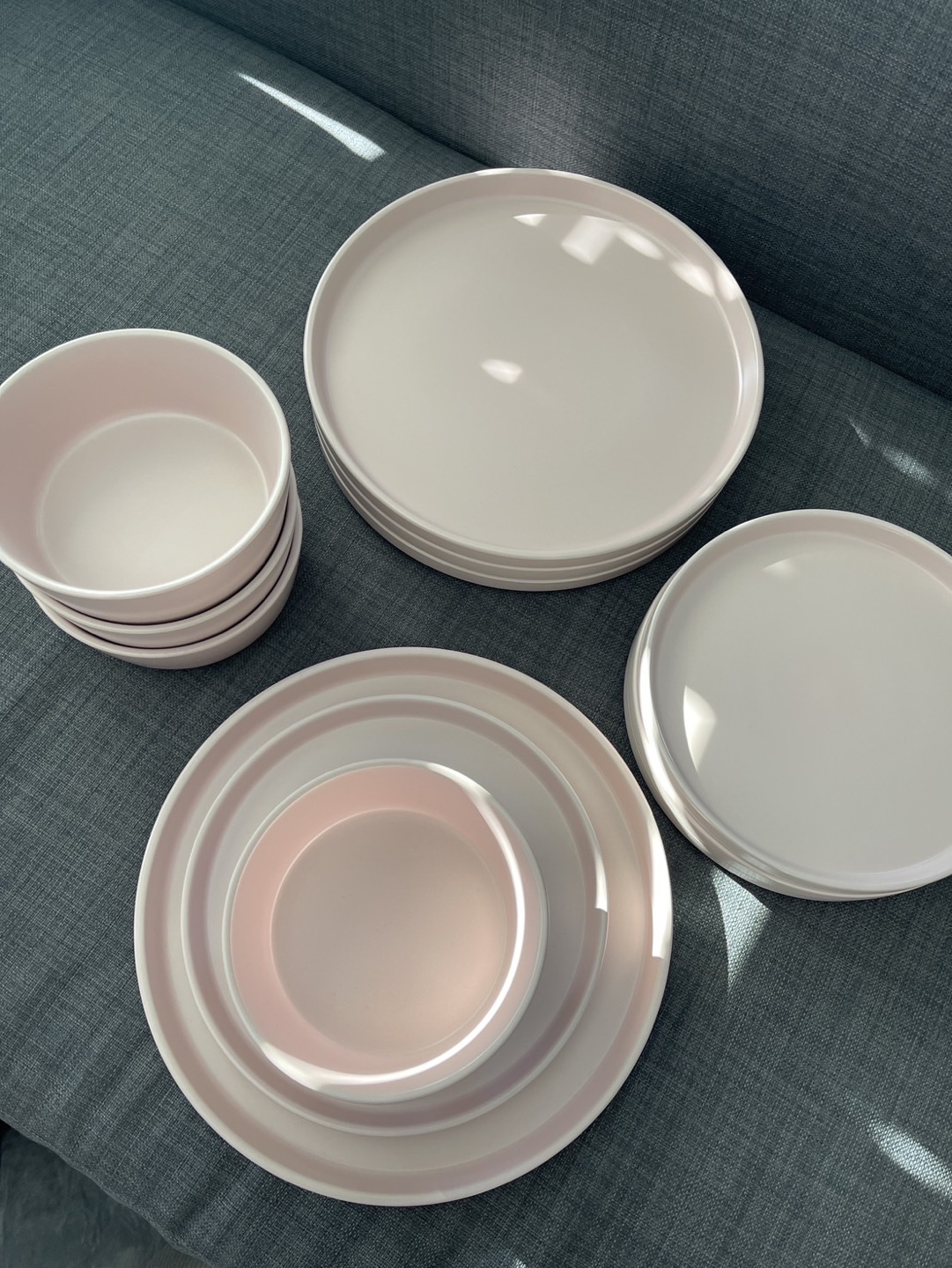 Pink 12-Piece Dinnerware Set - photo 2