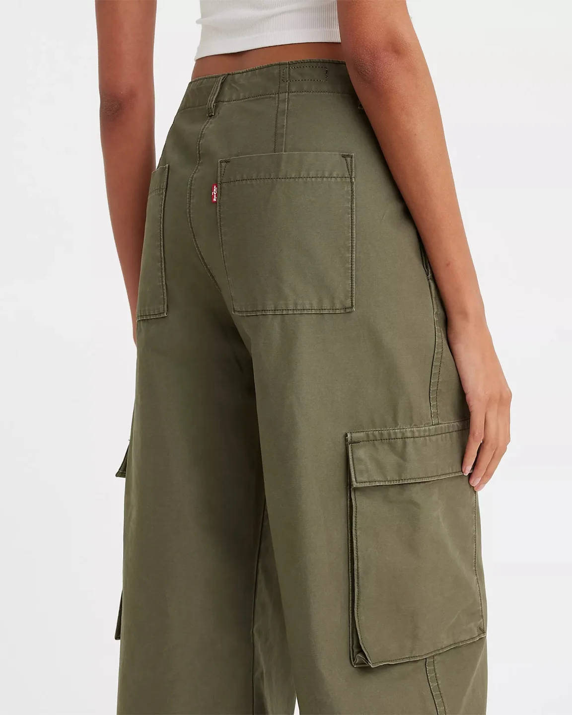 New Women’s Levi’s  Baggy Cargo Pants Size 32*30 image indicator(2)