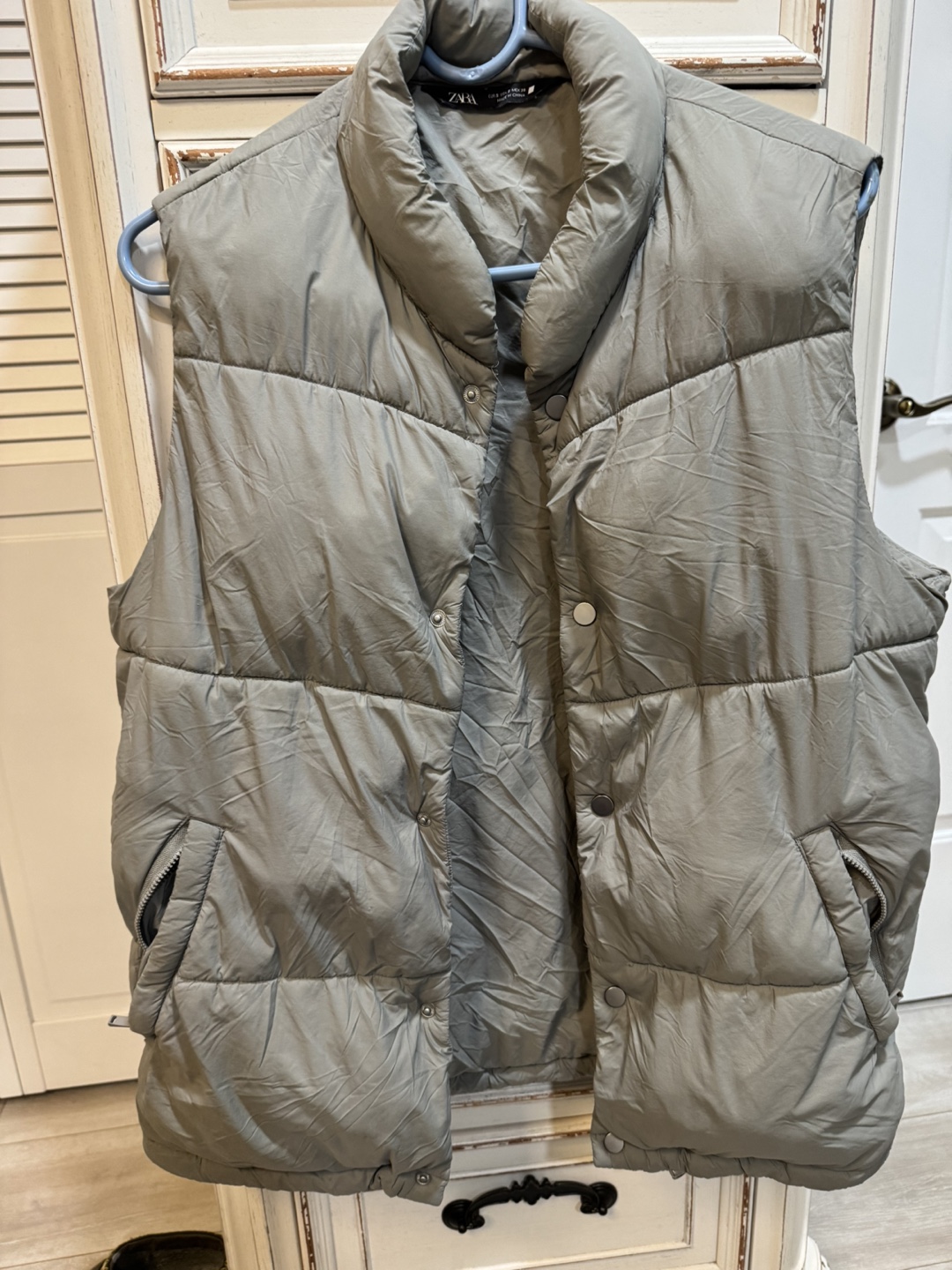 Zara Women's Olive Green Puffer Vest Size Small - photo 2