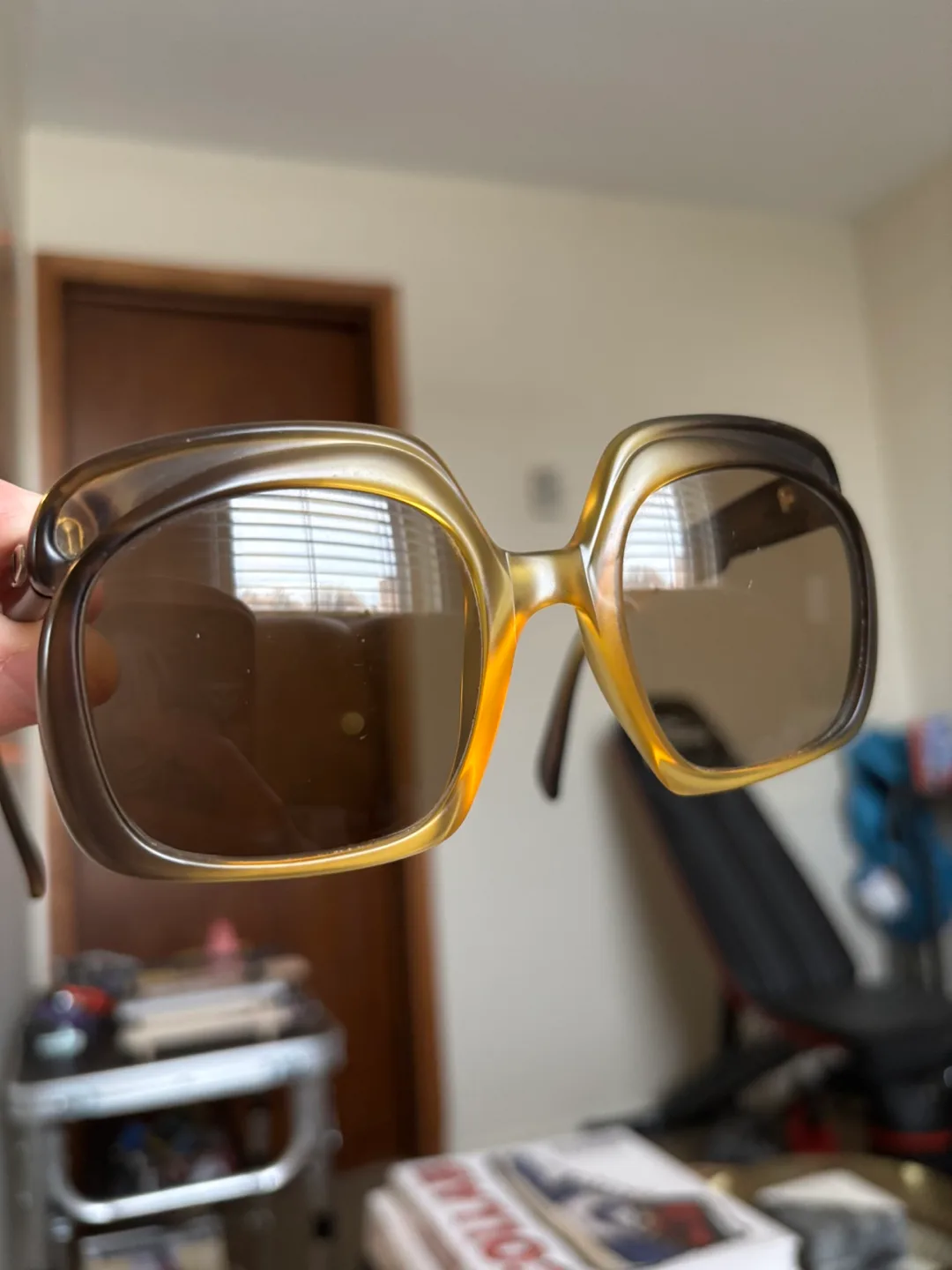 Vintage Christian Dior 2009 Sunglasses image indicator(9)