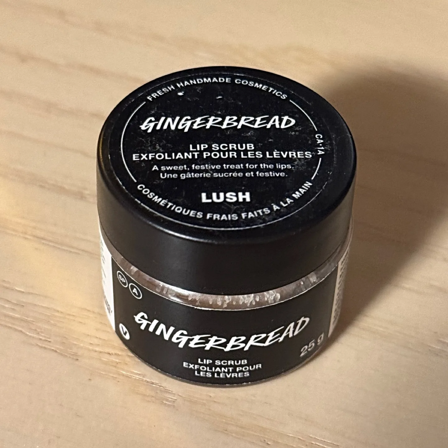 Lush Gingerbread Lip Scrub 25g image indicator(2)