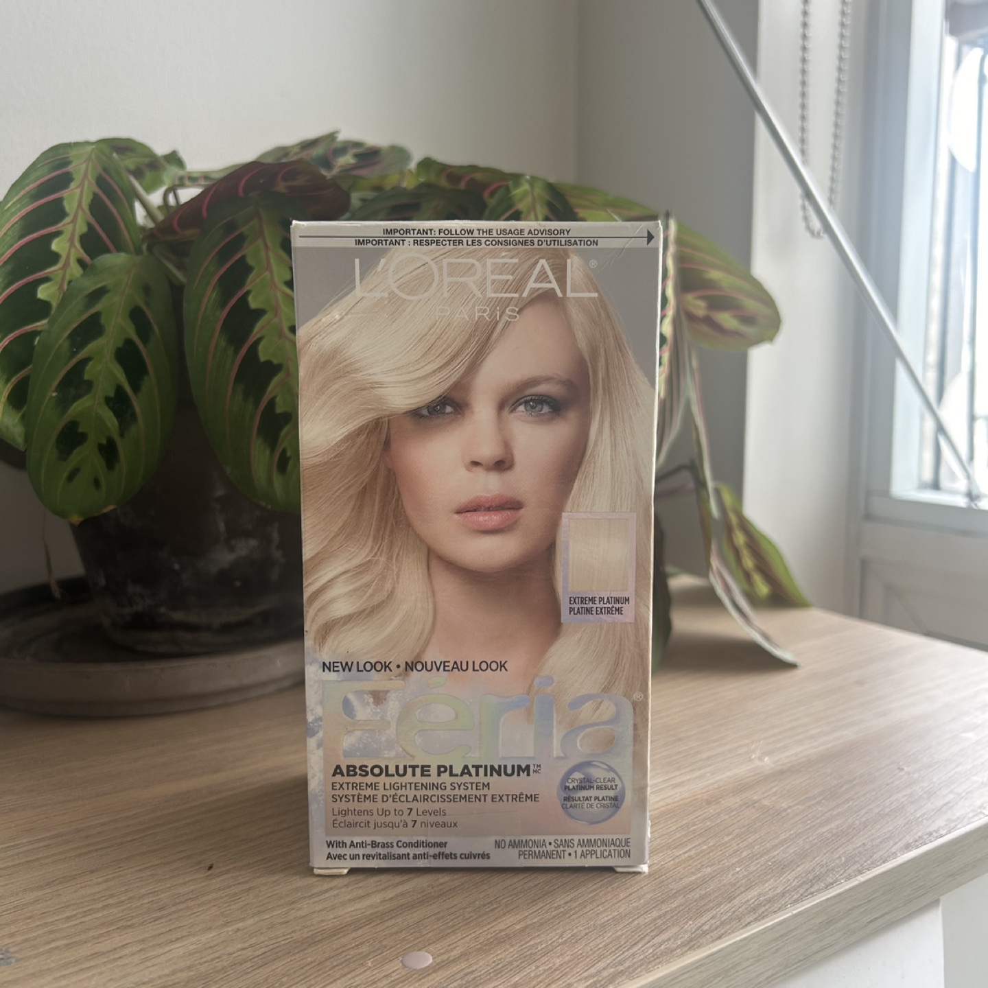 Feria Absolute Platinum Permanent Hair Coloring Treatment