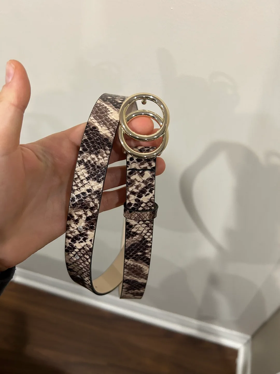 Snakeskin textured belt size XS image indicator(2)