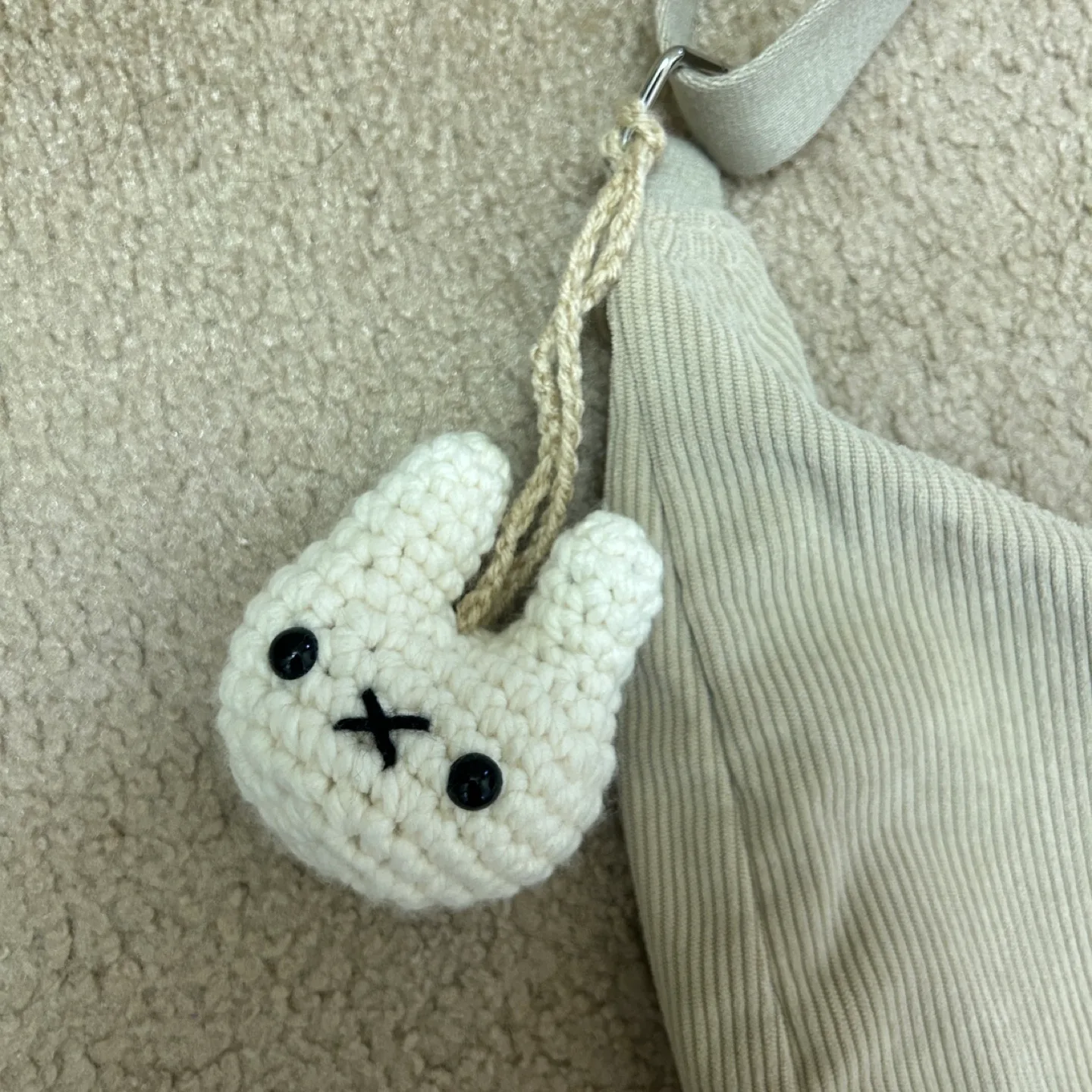 Crochet Miffy Bunny Bag Charm / Keychain image indicator(3)