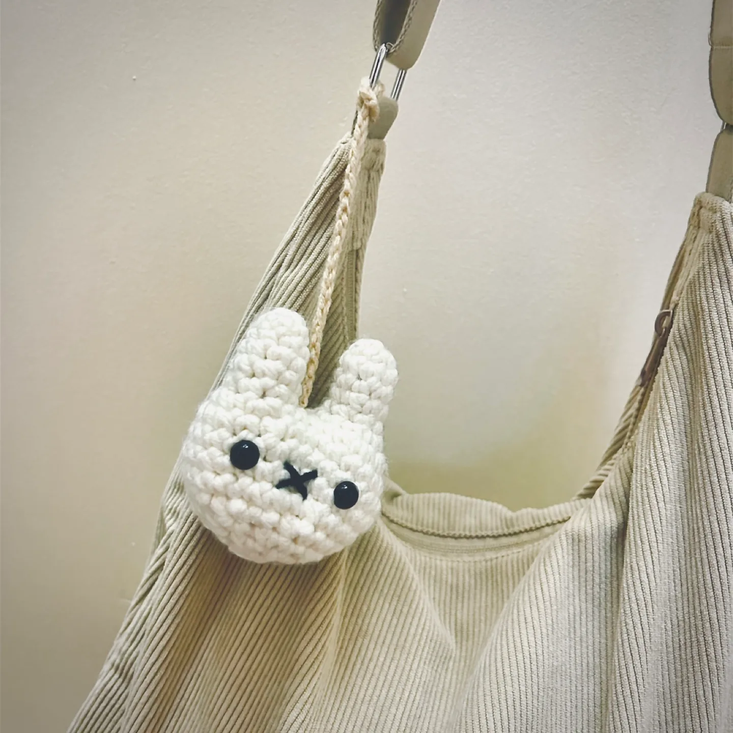 Crochet Miffy Bunny Bag Charm / Keychain image indicator(2)
