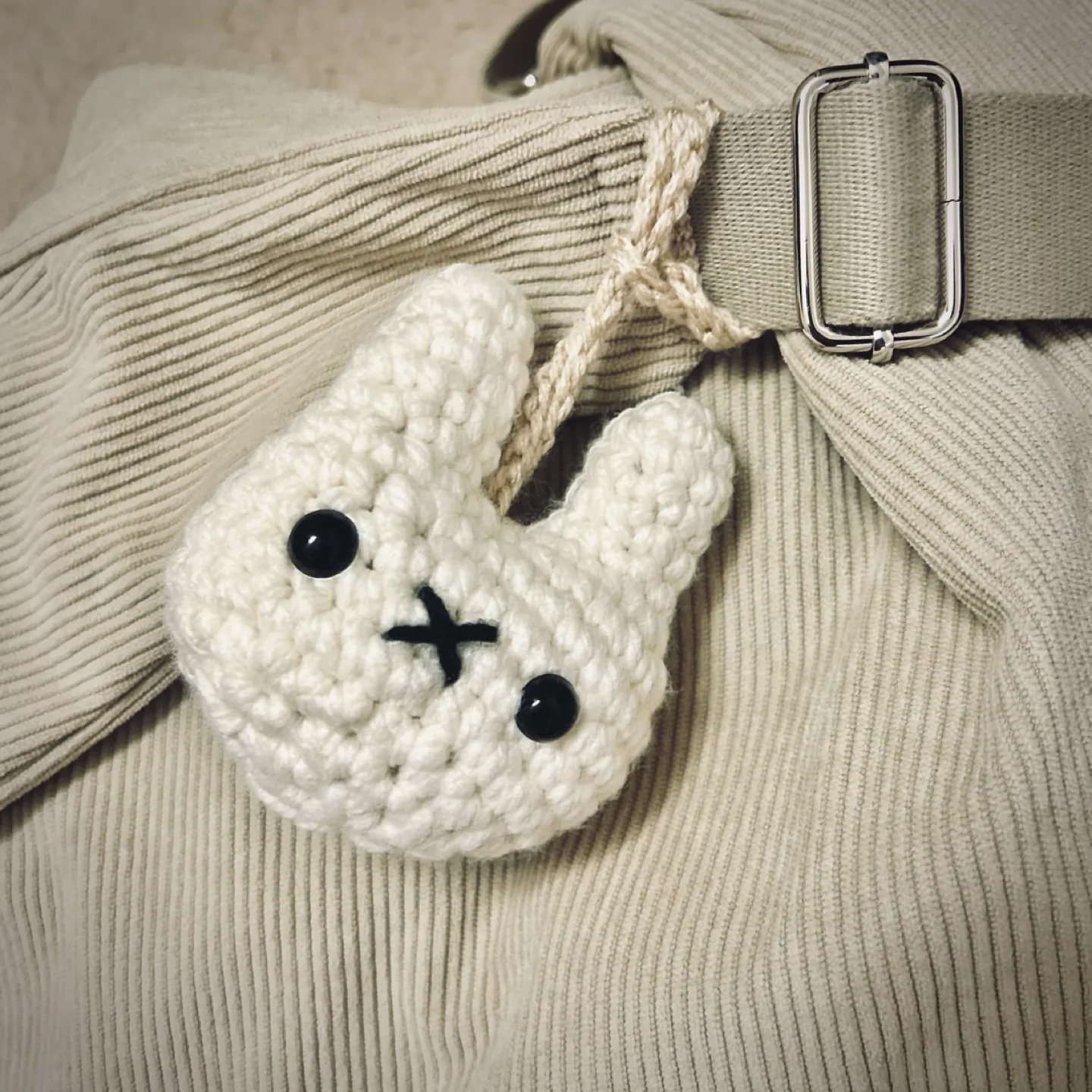 Crochet Miffy Bunny Bag Charm / Keychain image indicator(4)