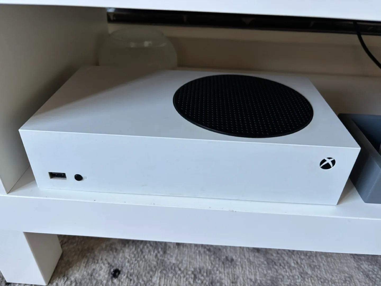 Xbox series S, 512gb, comes with power cable image indicator(3)