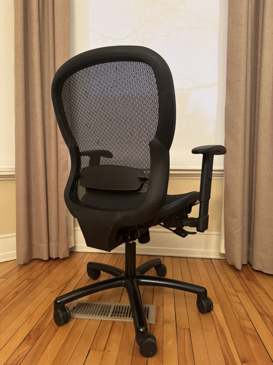 Office Chair - Mesh Back, Adjustable - photo 3
