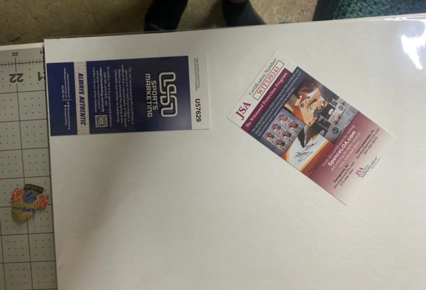 Teoscar Hernandez Autographed Photo - Blue Jays - JSA Certified image indicator(3)