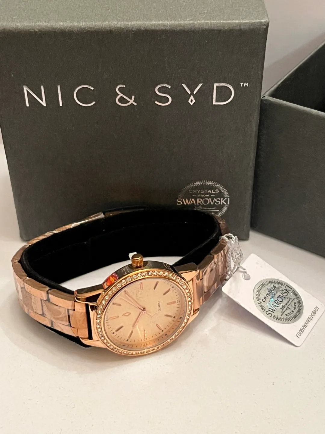 New Nic & Syd Women’s Rose Gold Watch image indicator(6)