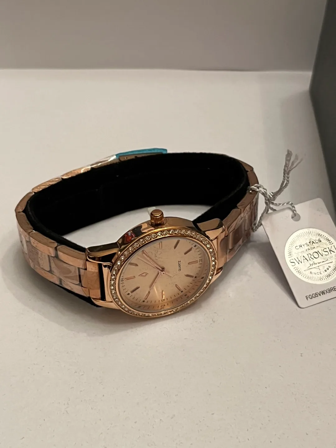 New Nic & Syd Women’s Rose Gold Watch image indicator(5)