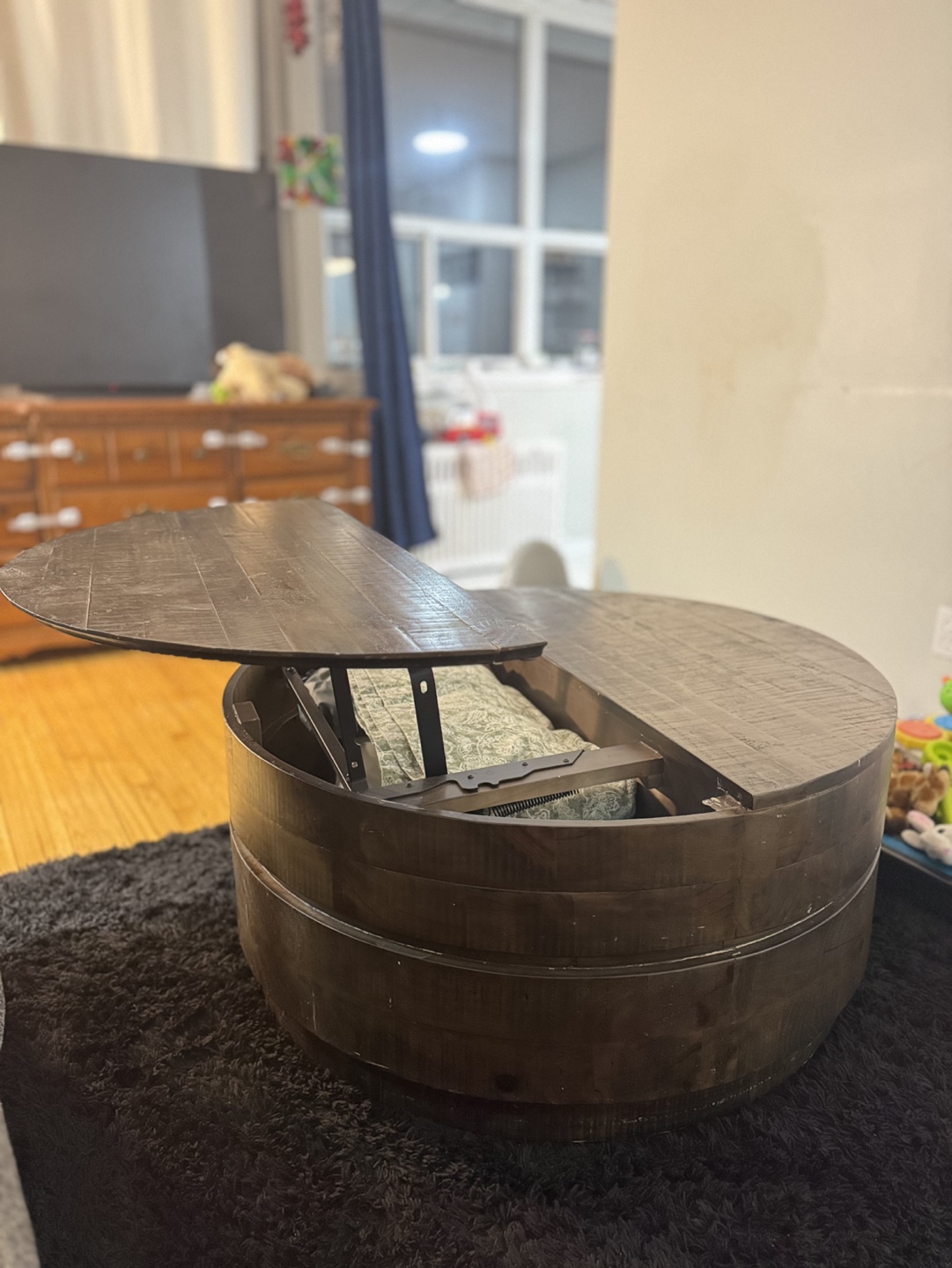 Round Wooden Coffee Table with Lift-Top - photo 2