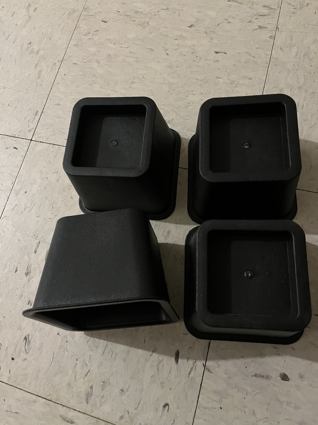 4 Bed and furniture Risers