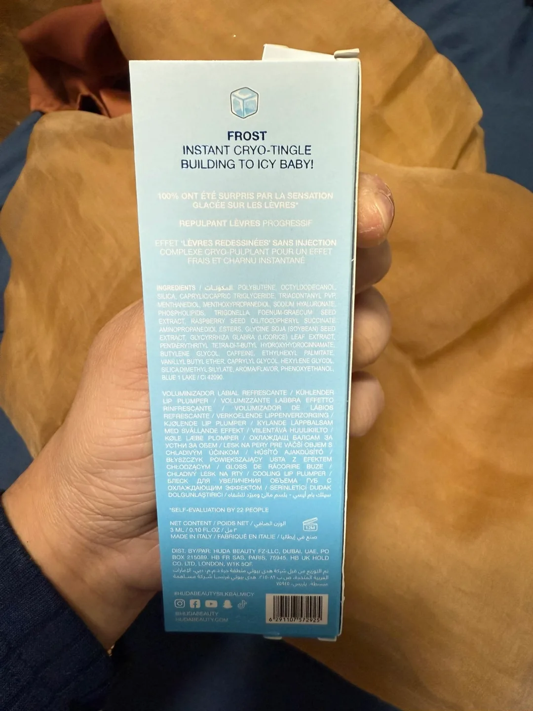 Huda Beauty Silk Balm Icy Cryo-Plumping Lip Balm - 3.3ml image indicator(3)