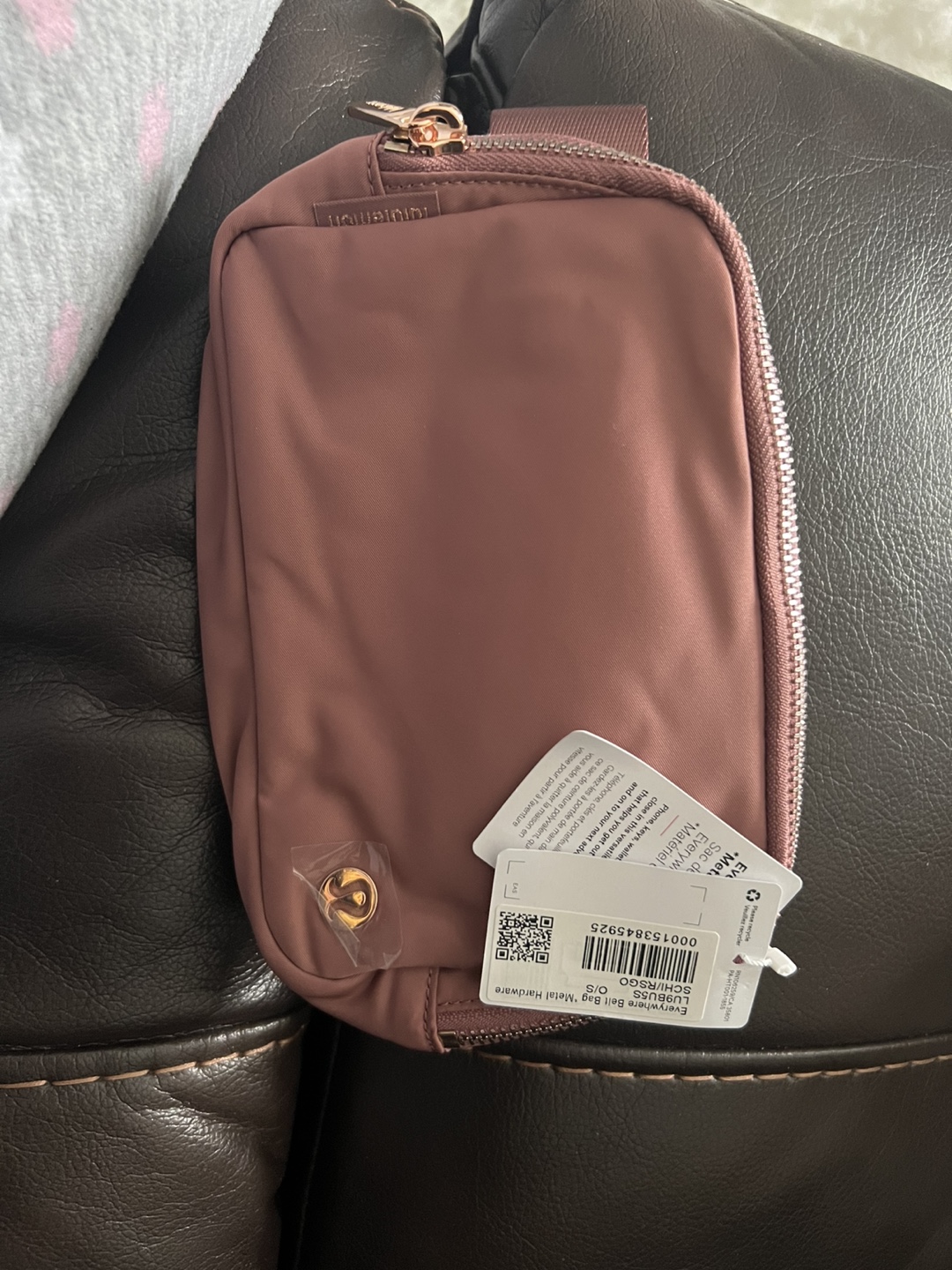 Lululemon Everywhere Belt Bag - Gold Rose