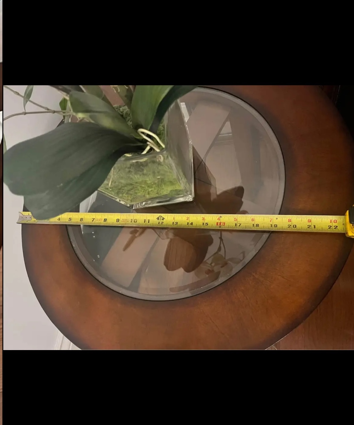 Round Glass Top End Table - photo 2