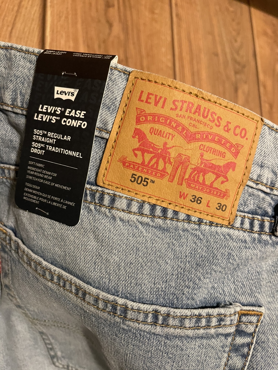 BRAND NEW Levis 505 jeans - photo 5