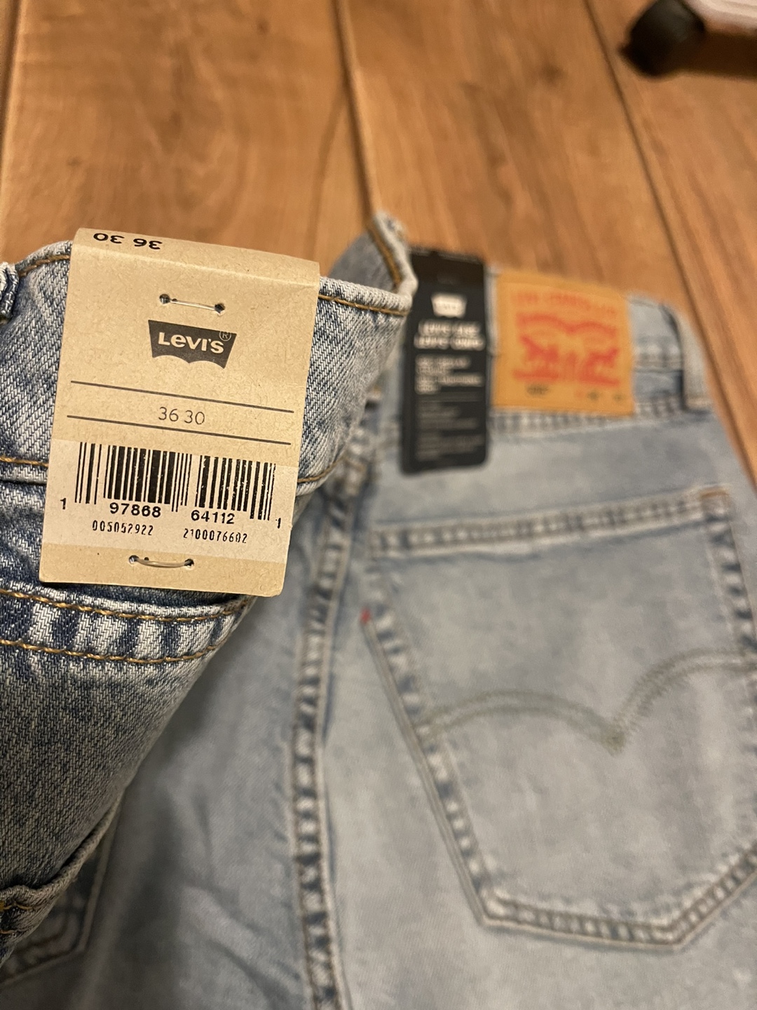 BRAND NEW Levis 505 jeans - photo 4