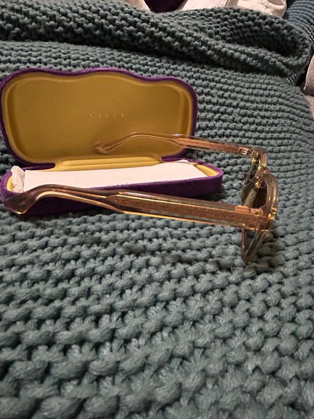 Gucci Sunglasses image indicator(2)