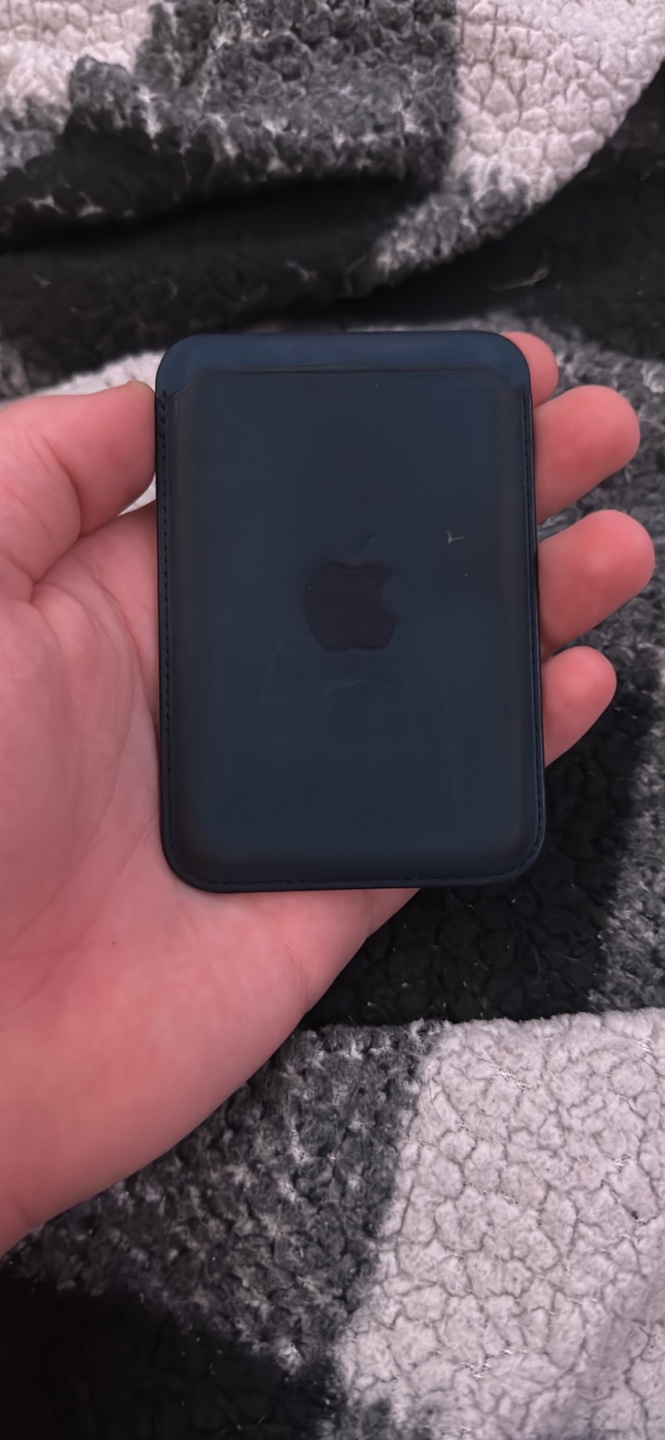 iPhone 15 Pro - 128GB - Okay condition with Wallet - photo 4