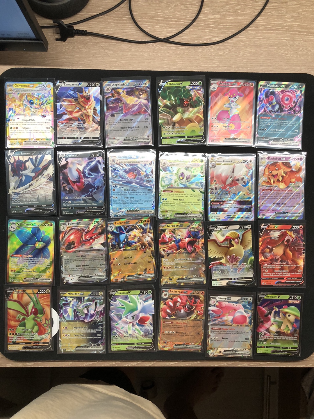 Pokémon Ex/V Trading Card Lot