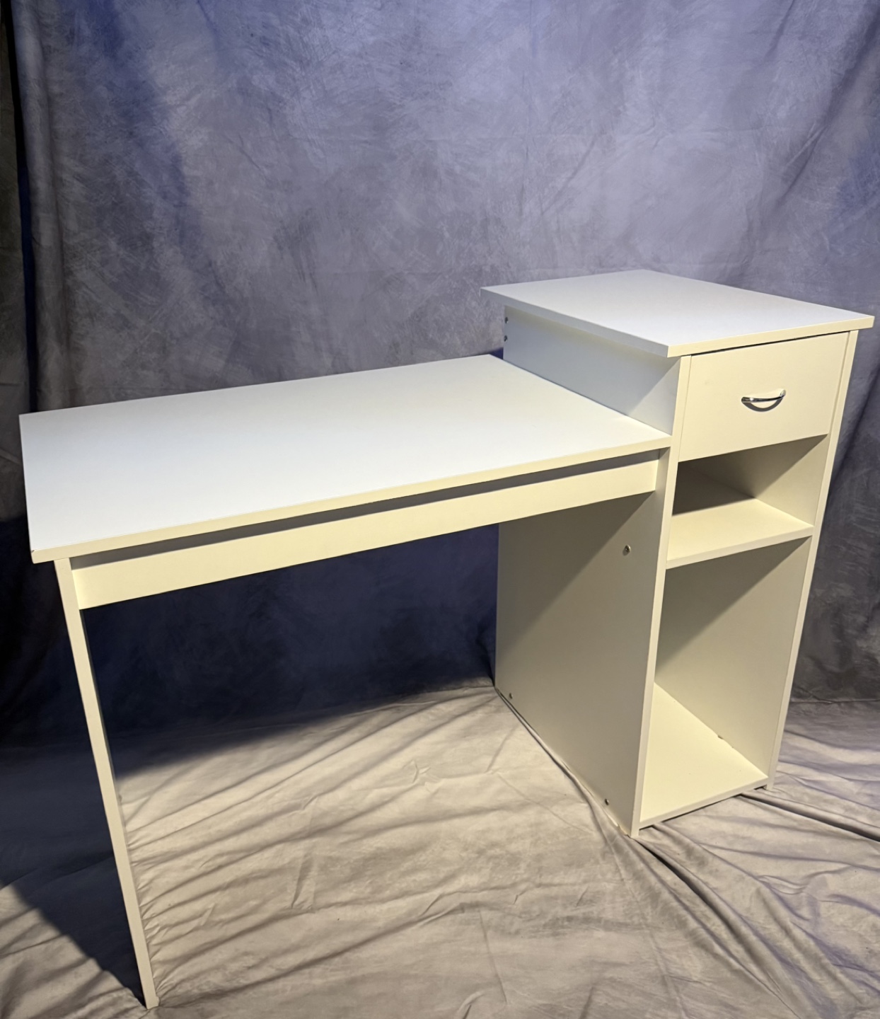 *Free Delivery* White Computer Desk with Drawer and Shelves - photo 2