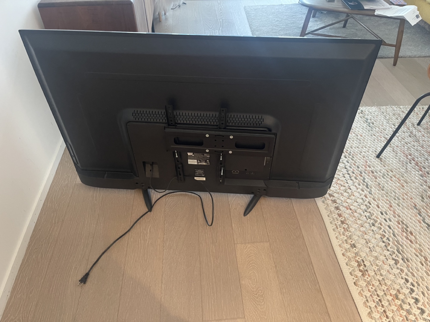 55" Toshiba Smart TV - photo 2
