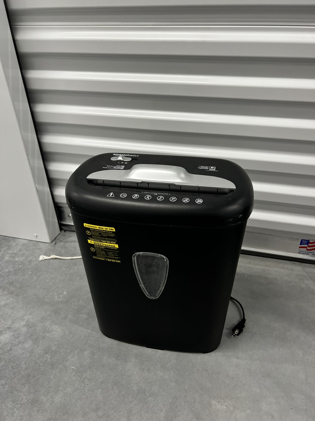 AmazonBasics Paper Shredder - photo 2