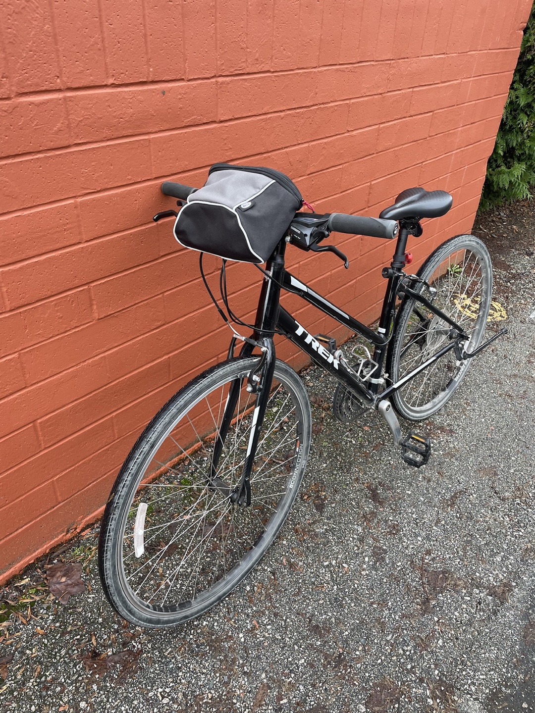 Trek 7.3 FX Women's Hybrid Bike - photo 2