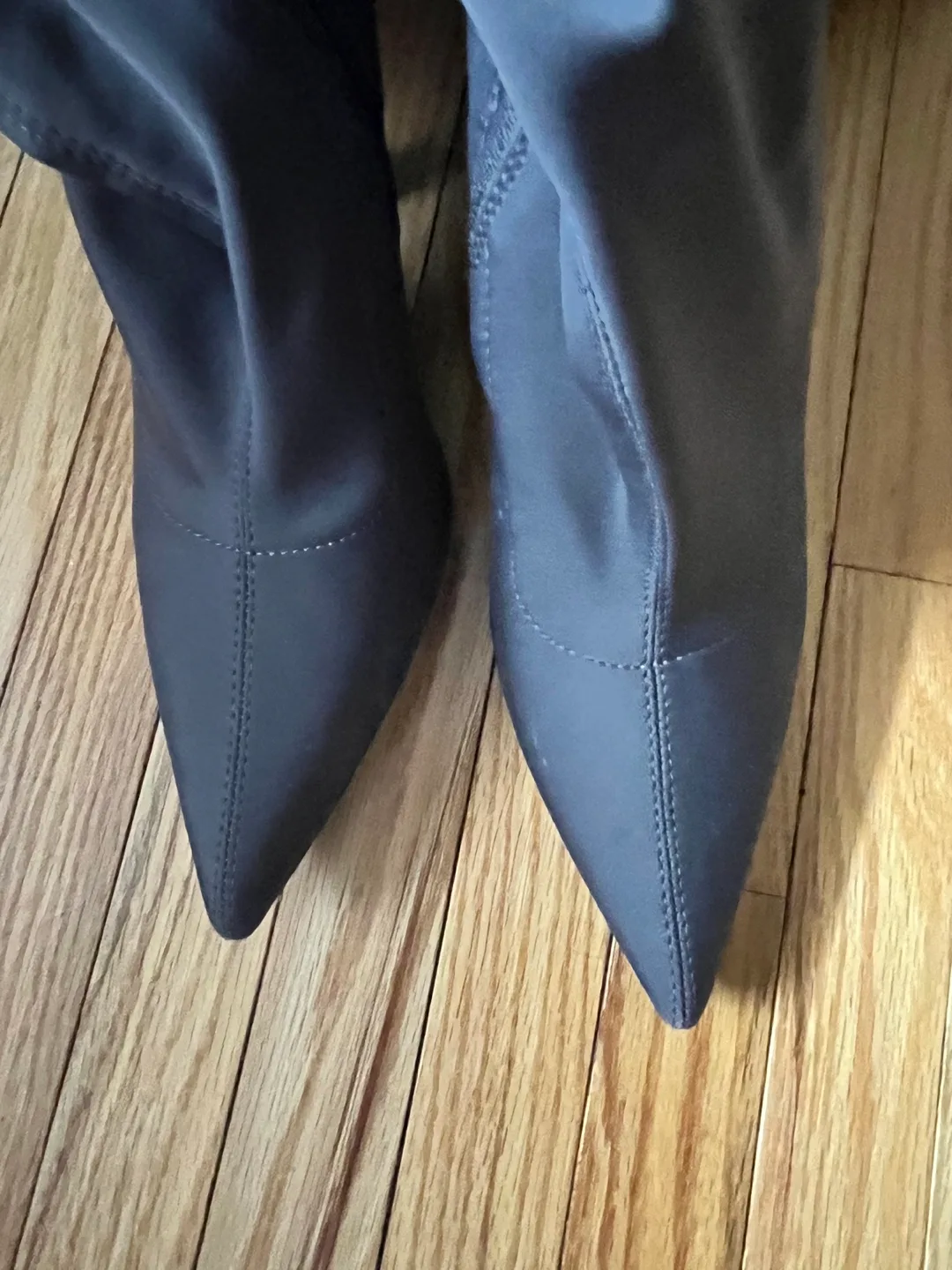Zara Over-the-knee Pointed-toe Boots - Size 39 image indicator(5)
