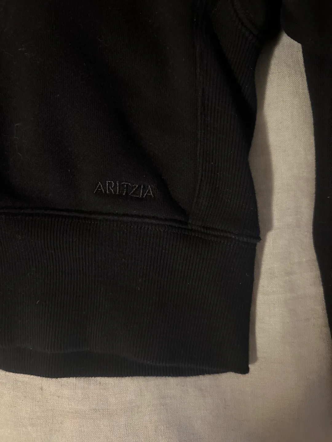 Aritzia Sweatfleece Cozy Fleece Half Zip Cropped sweatshirt - s image indicator(3)