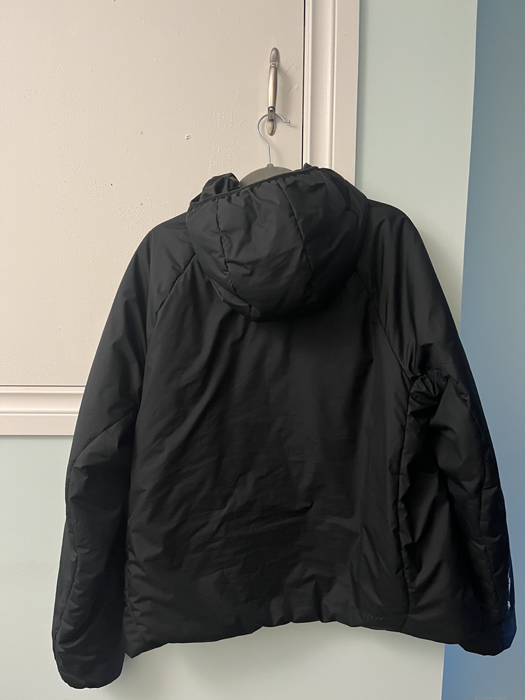 Nike ACG Rope Dope Insulated Jacket - Black - Size L - photo 2
