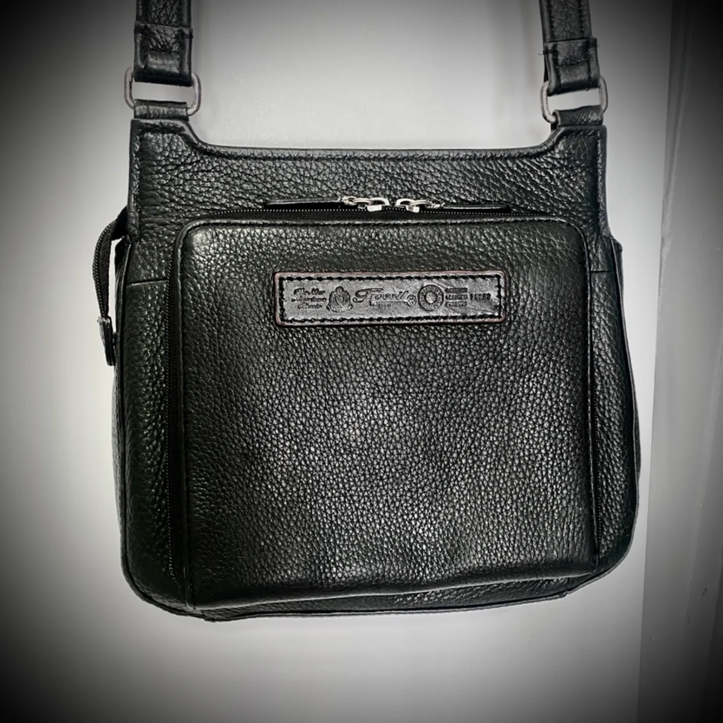 Fossil Black Leather Crossbody Bag image indicator(2)