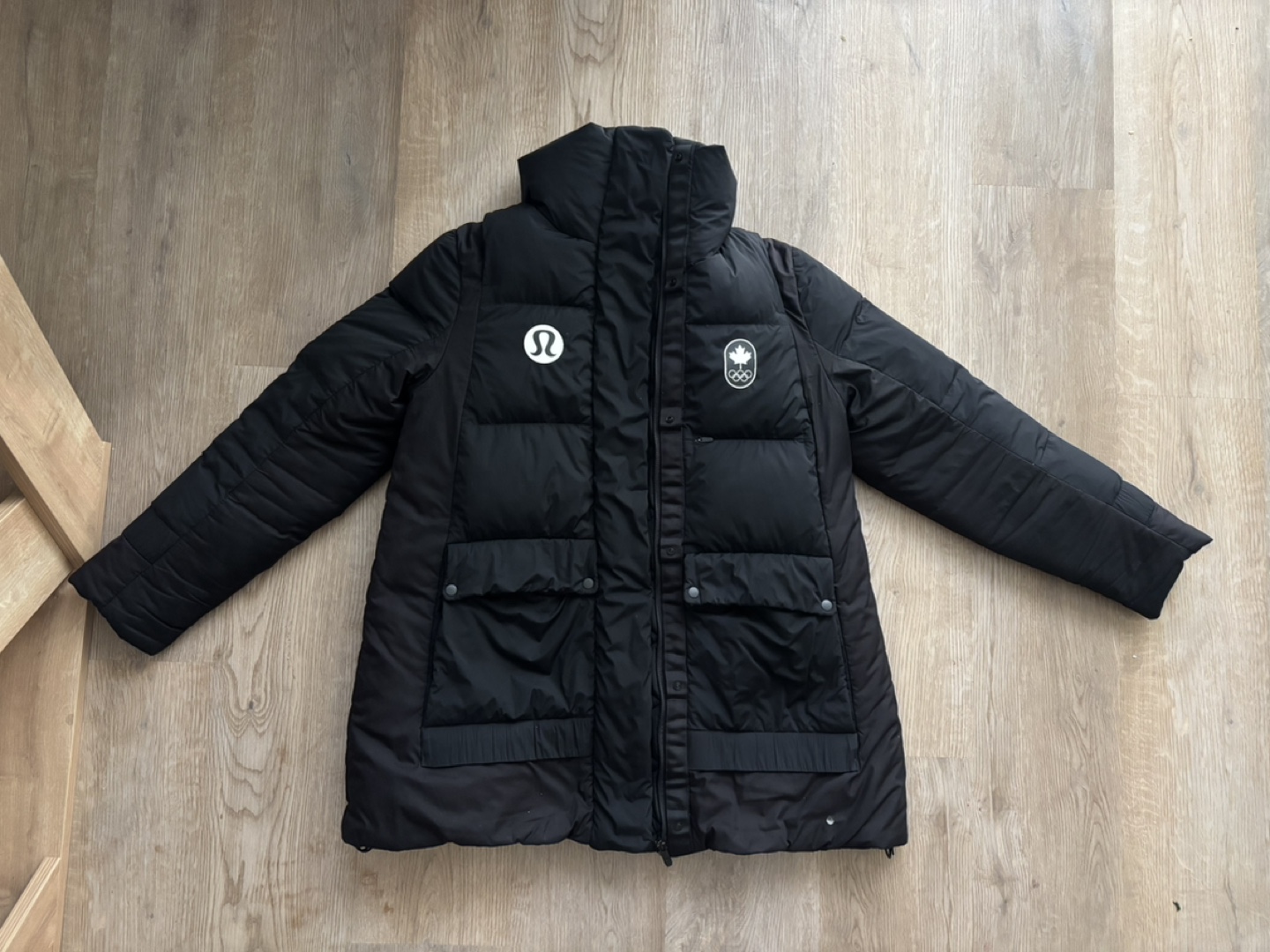 Lululemon x Canada Olympic Team Down Jacket