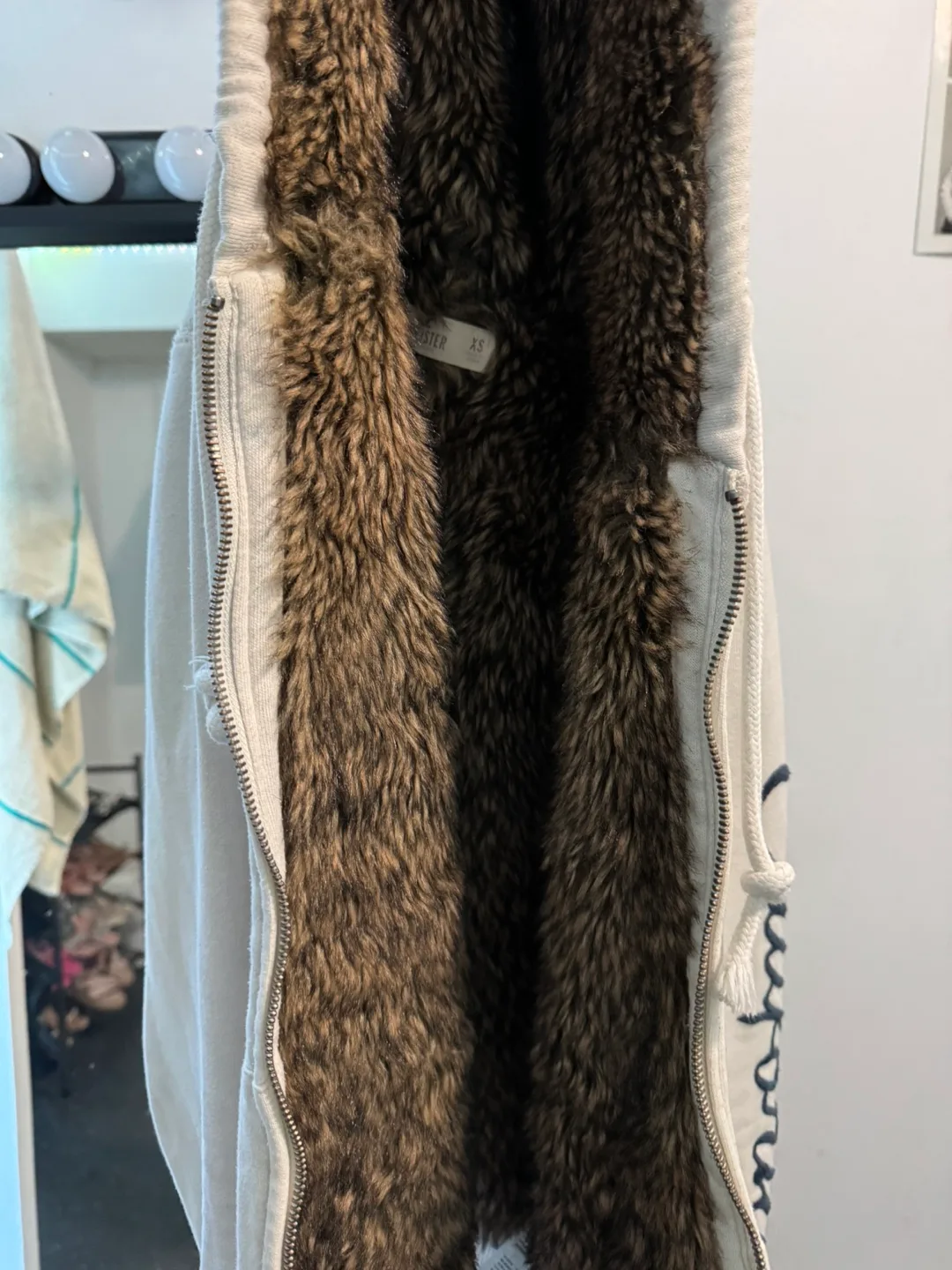 Hollister Faux Fur Lined Zip-Up Hoodie image indicator(3)