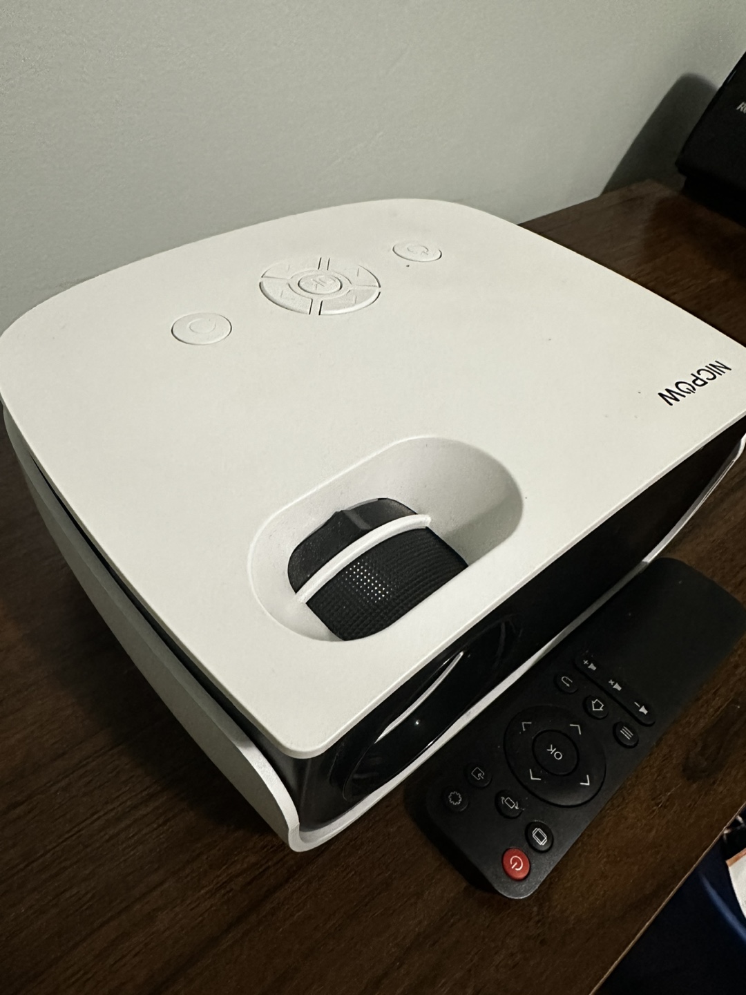 NICPOW Mini Projector with Remote - photo 3