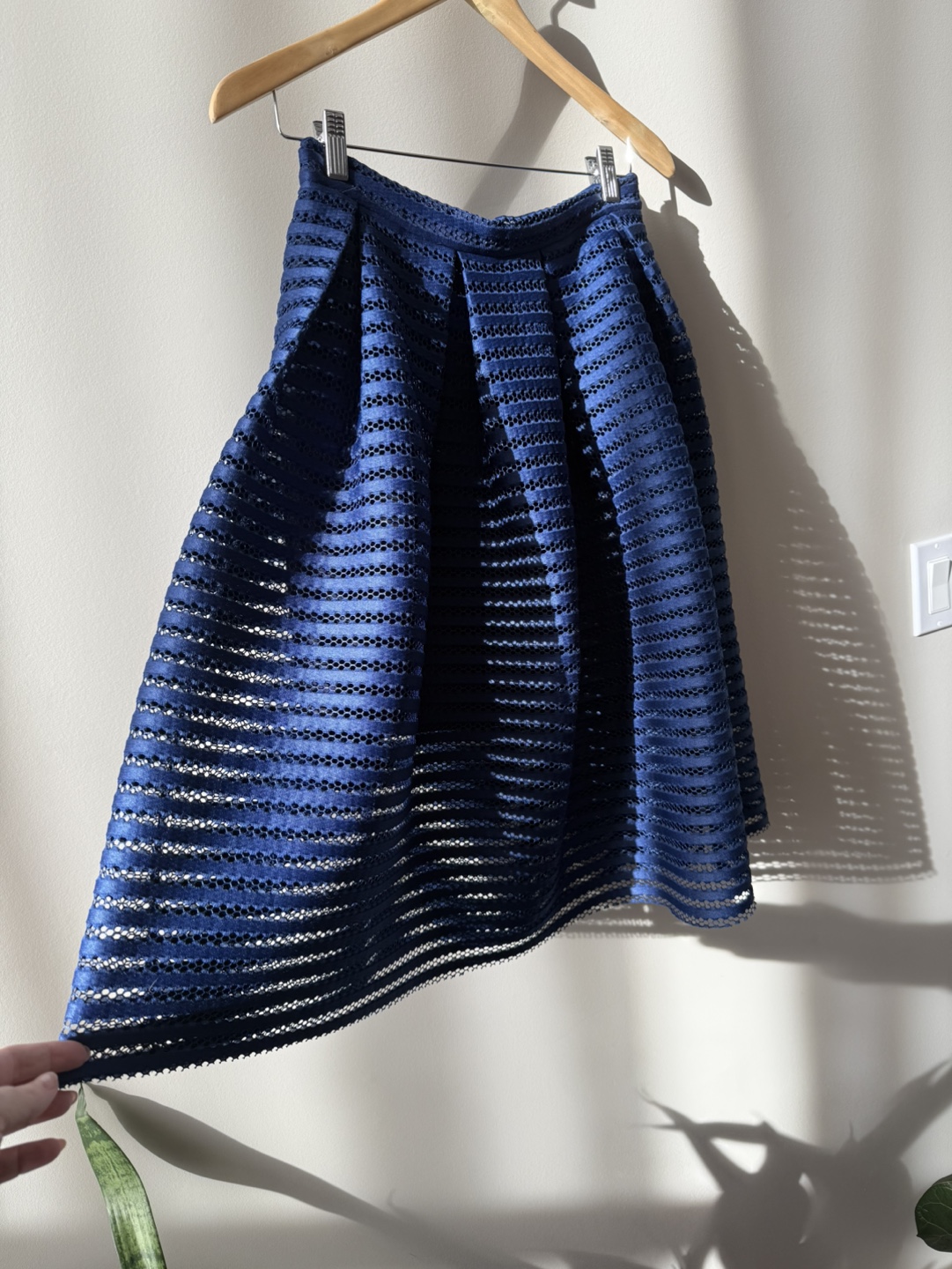 Pink Martini Navy Blue Eyelet Midi Skirt - Size Small - photo 2