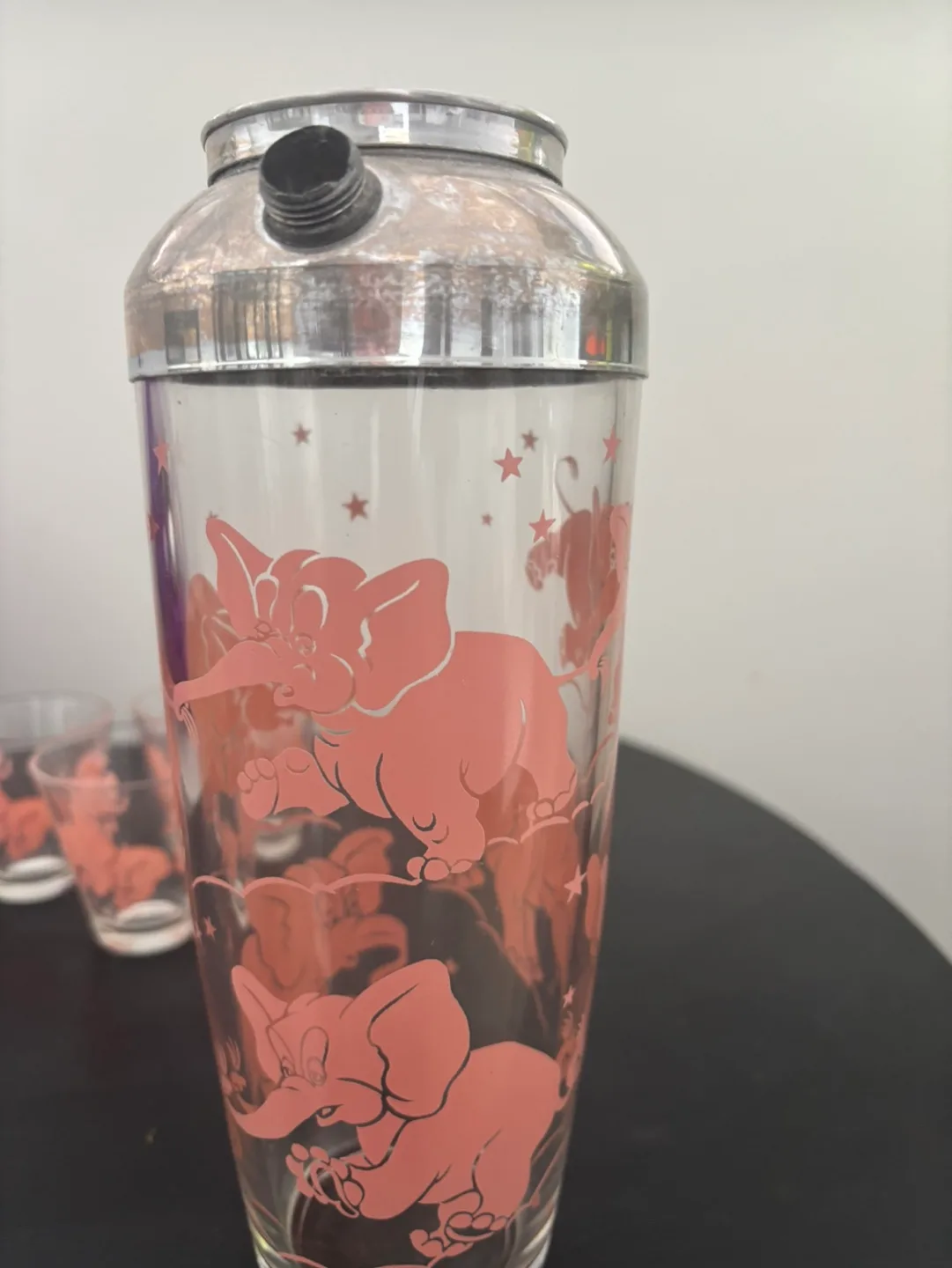 Vintage Cocktail Shaker Set with Glasses - Pink Elephants image indicator(3)