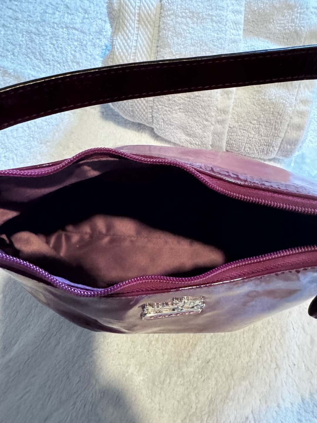 Coach Patent Leather Purple Shoulder Bag - photo 2