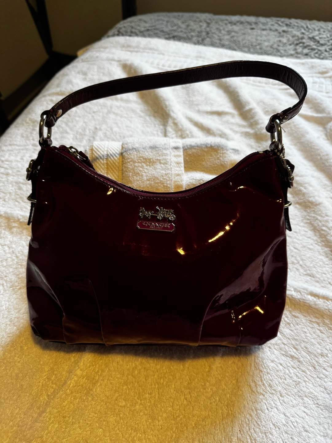 Coach Patent Leather Purple Shoulder Bag - photo 3