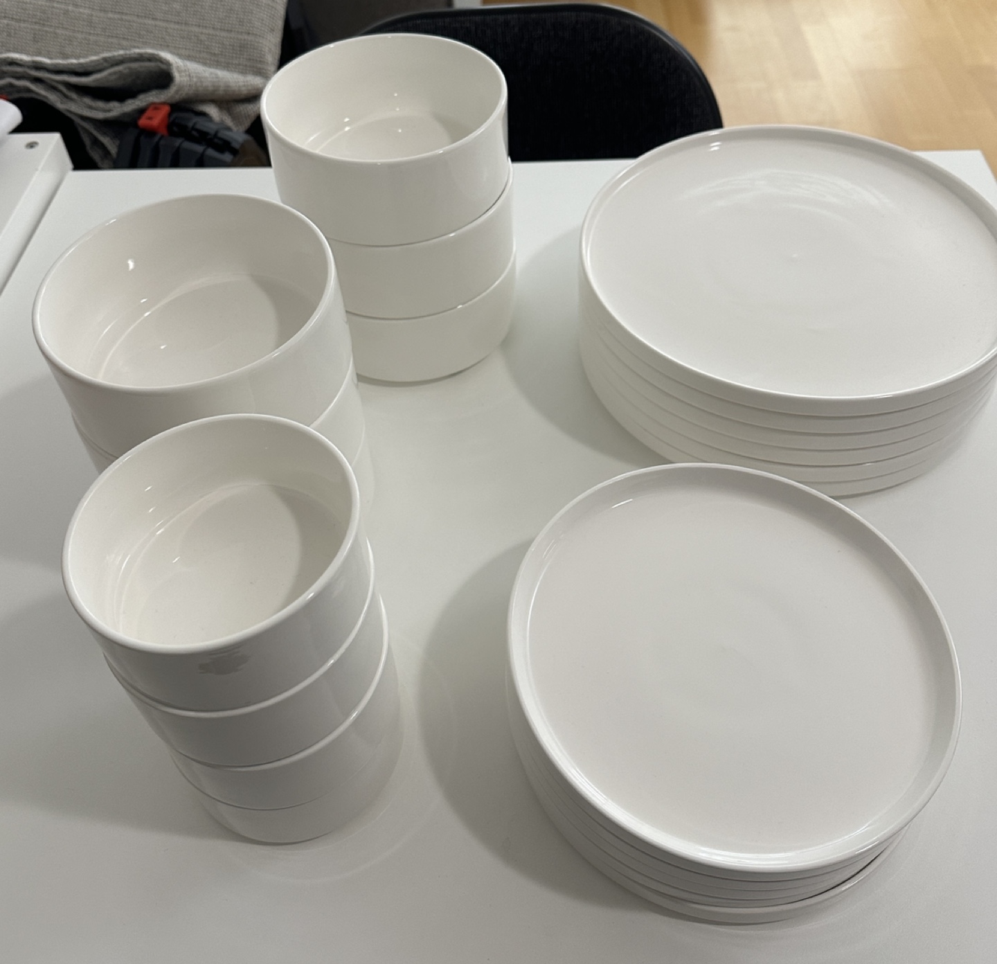 White Dinnerware Set - Bowls & Plates - photo 2